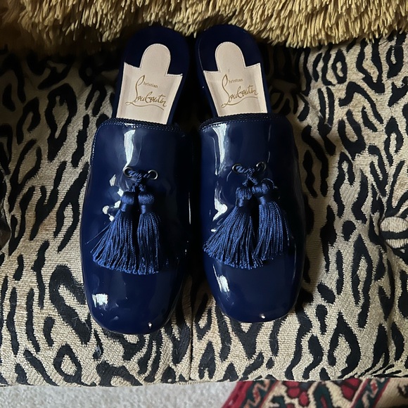 Christian Louboutin Patent Leather Tassel Accent Mules Barry 35 - Picture 5 of 8